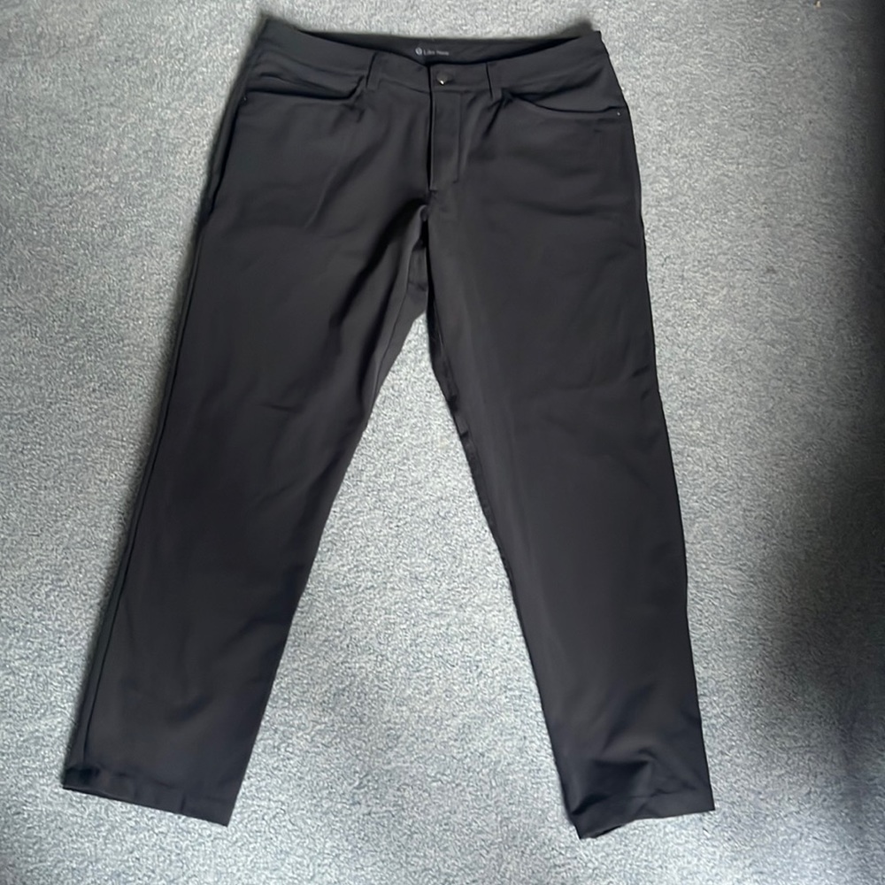 Lululemon Like new ABC Classic Pant Men’s 34 Grey